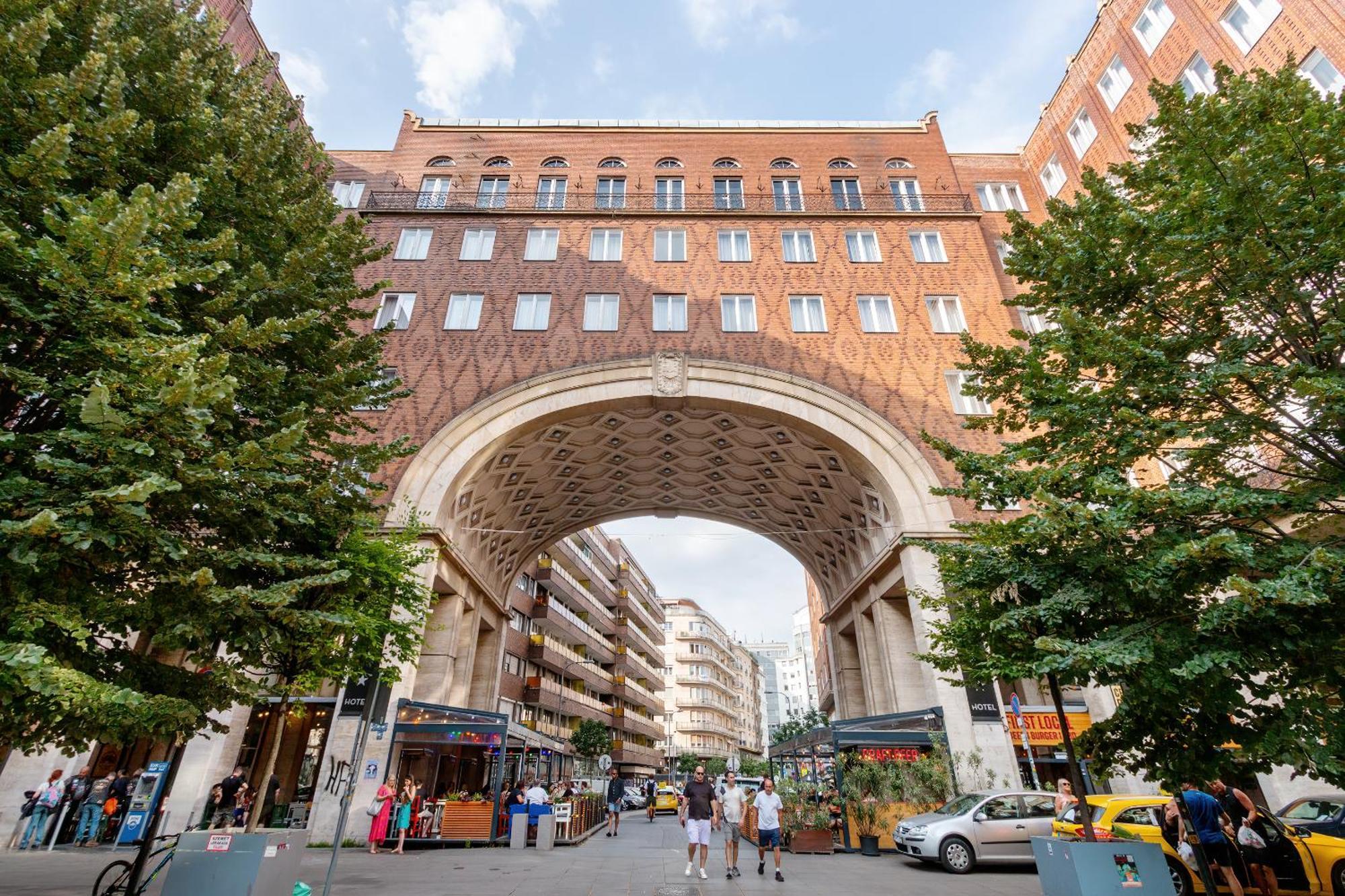 Budapest Magic In Downtown Exterior photo